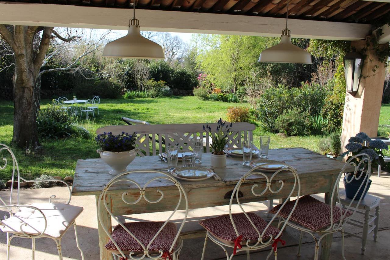 Mas Les Romarins, 10 Min D'Uzes, Piscine Et Grand Jardin Clos, Jeux, Nid De Repos Et Base Pour Activites Dans Le Gard (Adults Only) Exterior foto