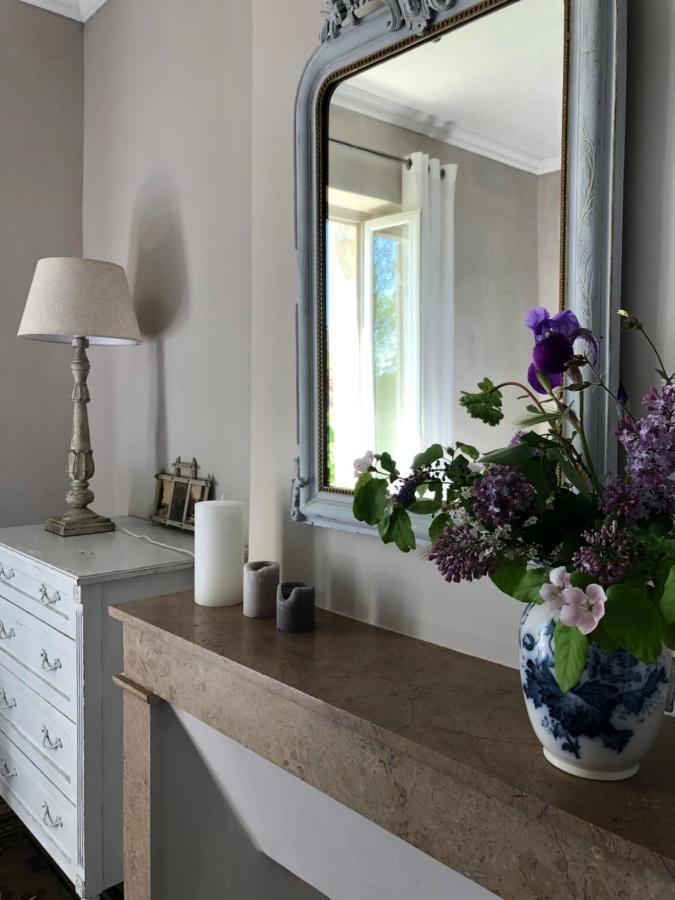 Mas Les Romarins, 10 Min D'Uzes, Piscine Et Grand Jardin Clos, Jeux, Nid De Repos Et Base Pour Activites Dans Le Gard (Adults Only) Exterior foto